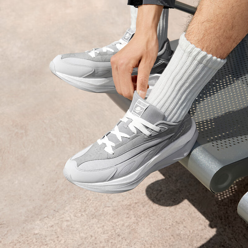 361 Degrees Men's Casual Shoes - Air Cushion Jogger Shoes Men 评论和价格